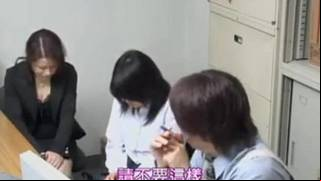 Japanese mom and daughter -8